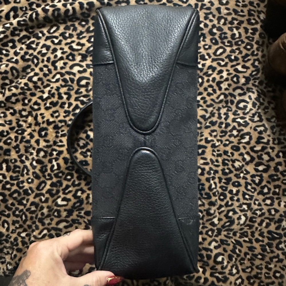 Gucci Black Leather Hobo Bag with Silver Hardware - Picture 2 of 4